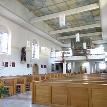 Innenraum St. Ulrich 2 Leider haben wir keinen Alternativtext zu diesem Bild, aber wir arbeiten daran.