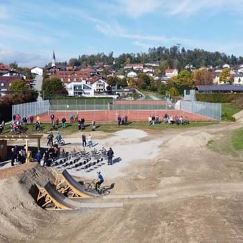 Bike-Park 5 Leider haben wir keinen Alternativtext zu diesem Bild, aber wir arbeiten daran.