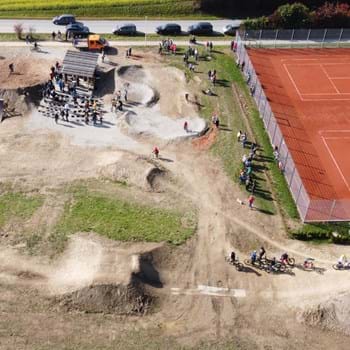 Bike-Park 6 Leider haben wir keinen Alternativtext zu diesem Bild, aber wir arbeiten daran.